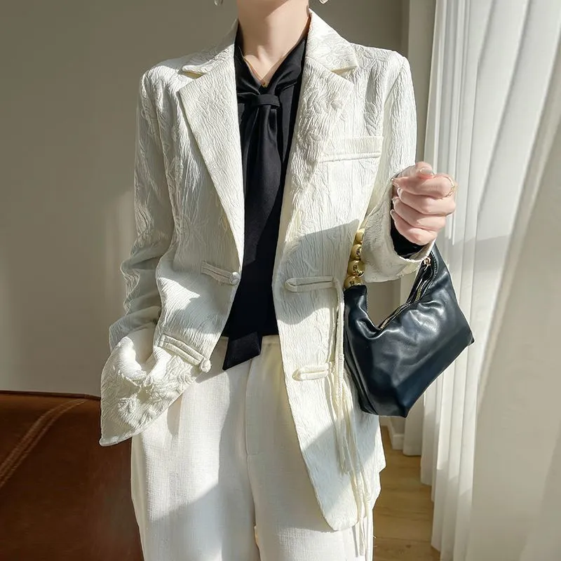 Women Formal Wear With Blazer - Damen-Blazer in Weiß mit Strukturierung, Reverskragen,