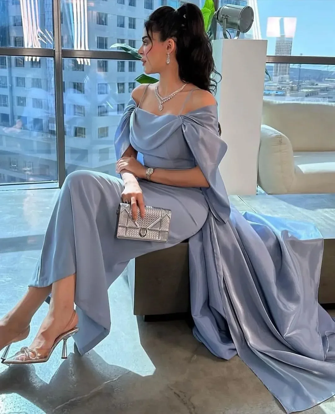 Maßgeschneiderte Dubai-Frauen  – Women Formal Wear Dubai Bewertung und Preis