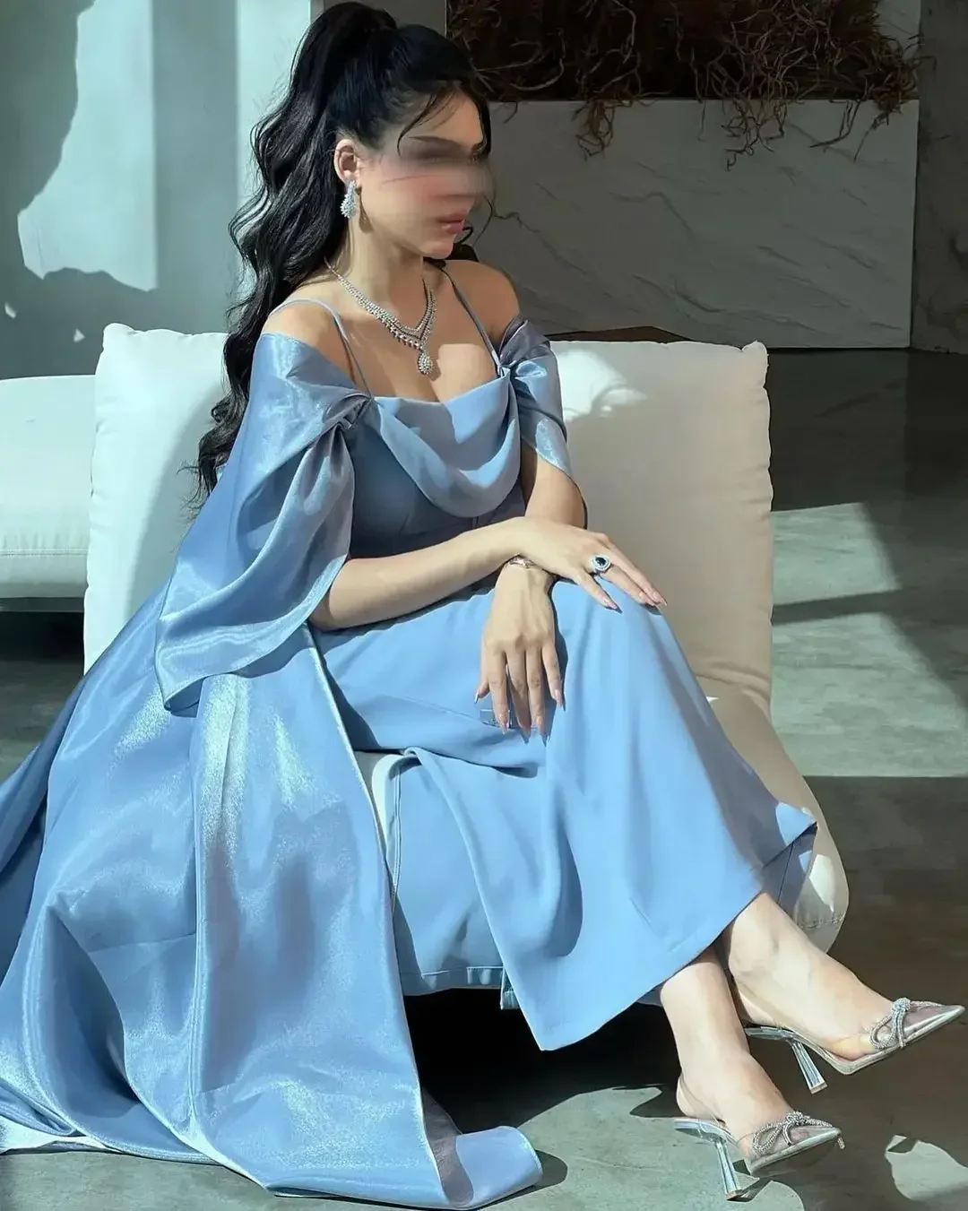 Maßgeschneiderte Dubai-Frauen  – Women Formal Wear Dubai Bewertung und Preis