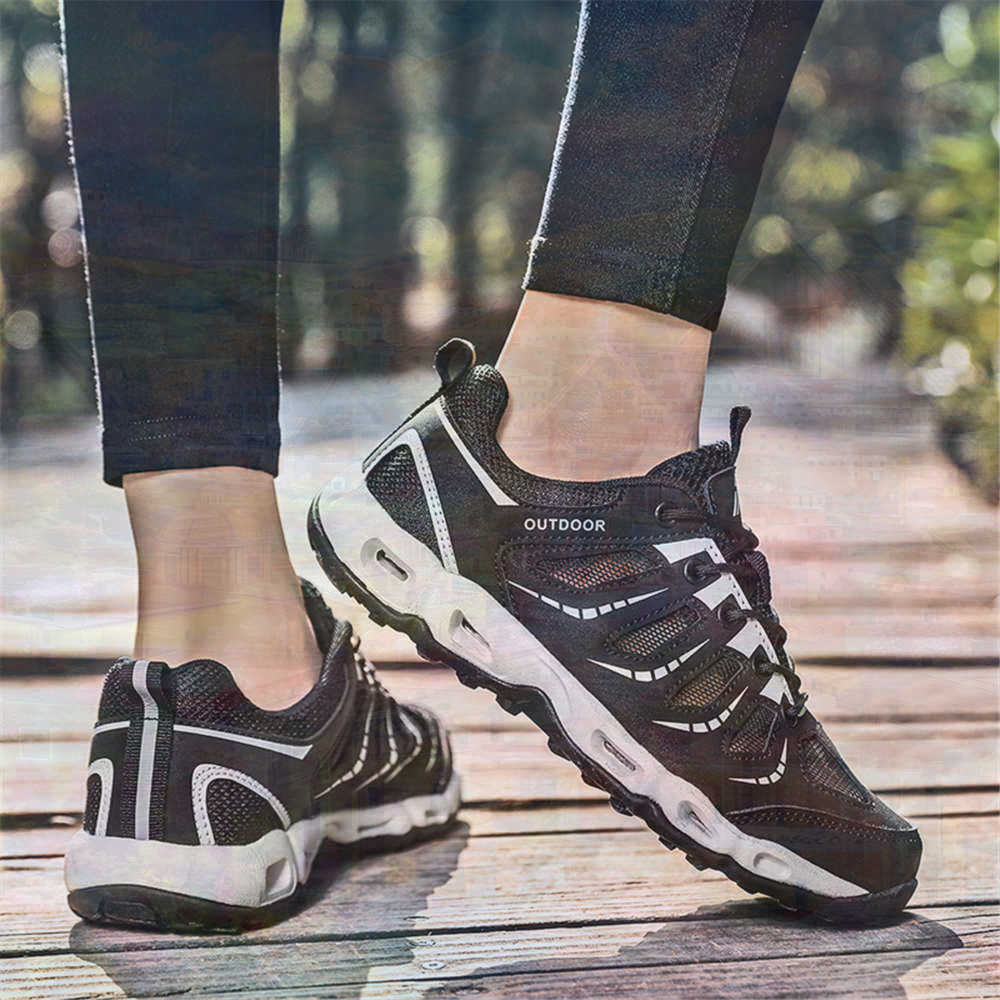 Sumer Round Tip Silver Sneaker – Women Formal Wear For Plus Size Bewertung und Preis